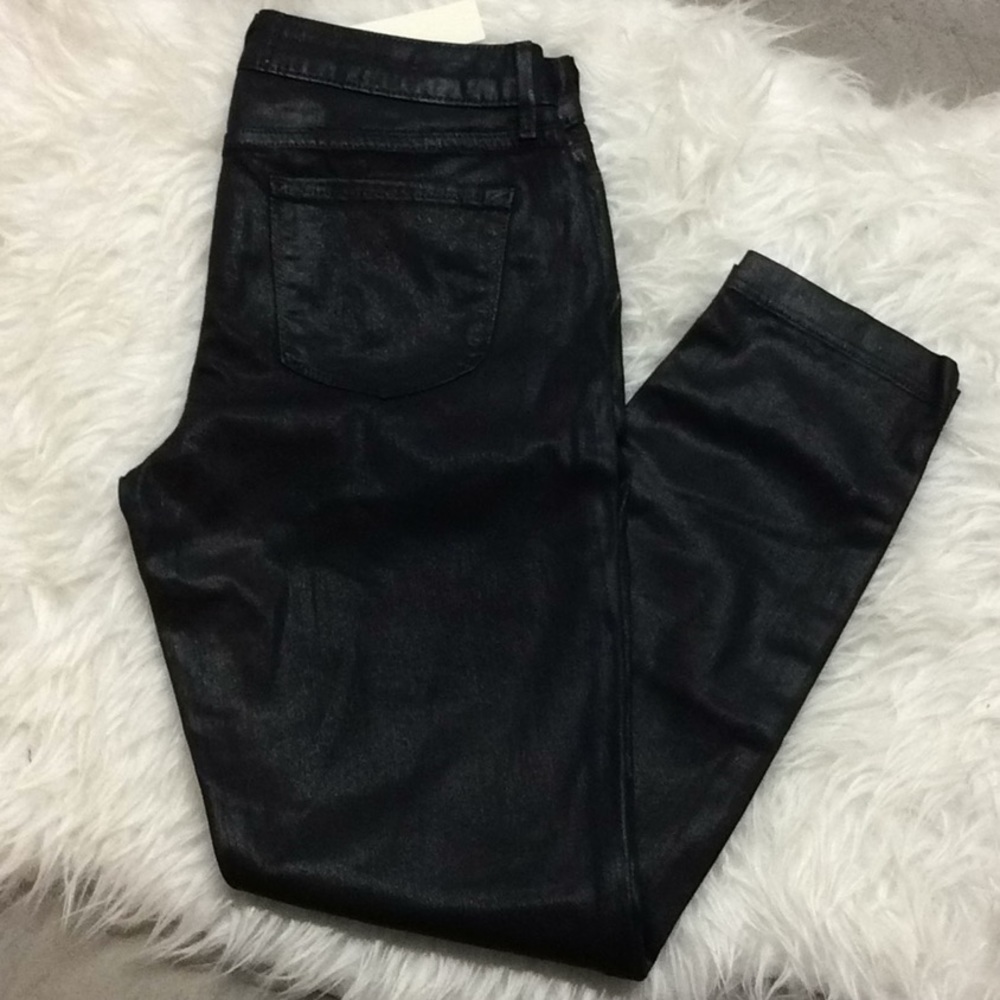 Devine Right of Denim ankle crop denim jean in ink‎